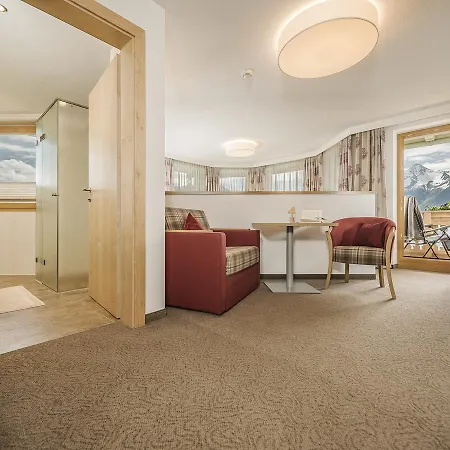 Gletscherblick Otel 3*